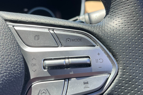 2021 Hyundai Santa Fe TM.V3 Highlander SUV Image 22