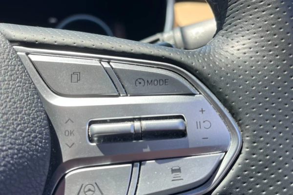 2021 Hyundai Santa Fe TM.V3 Highlander SUV Image 22