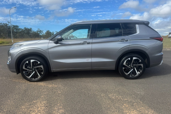 2022 MY22.5 Mitsubishi Outlander ZM Exceed SUV Image 5