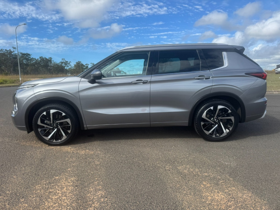 2022 MY22.5 Mitsubishi Outlander ZM Exceed SUV Image 5
