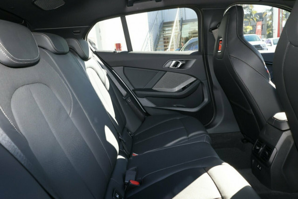 2024 BMW 1 Series F40 M135i xDrive Hatch Image 7