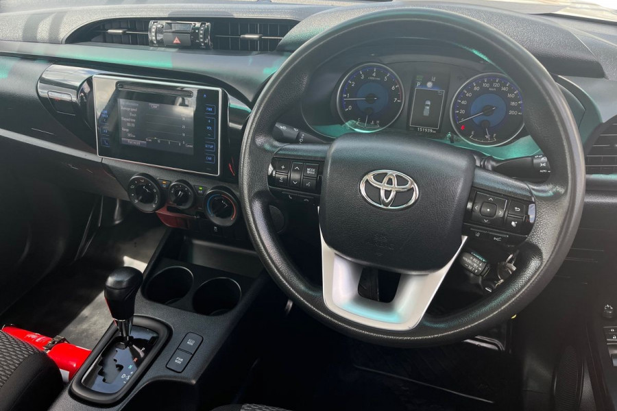 2019 Toyota HiLux TGN121R WorkMate Cab Chassis Image 15
