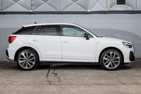 2021 Audi Q2 GA 40 TFSI S line SUV image 3