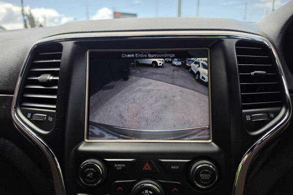 2014 Jeep Grand Cherokee WK Laredo SUV Image 26