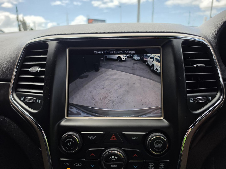 2014 Jeep Grand Cherokee WK Laredo SUV Image 26