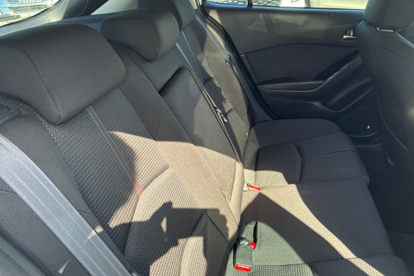 2017 Mazda 3 BN5478 Maxx Hatch Image 13