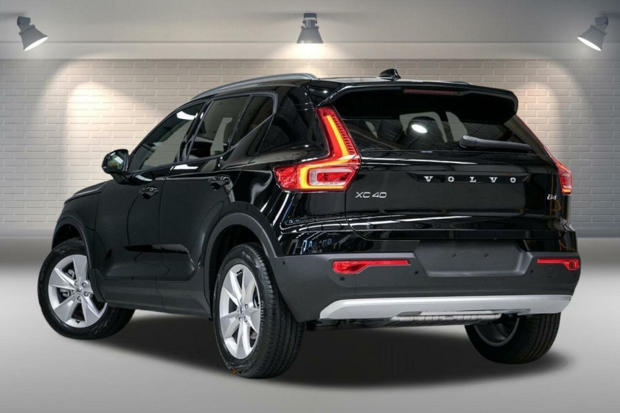 2025 MY26 Volvo XC40 XZ Plus B4 SUV Image 3
