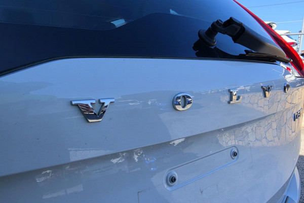 2015 MY16 Volvo XC90 L Series D5 Inscription SUV Image 25