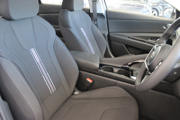 2025 Hyundai i30 CN7.V2  Sedan Image 10