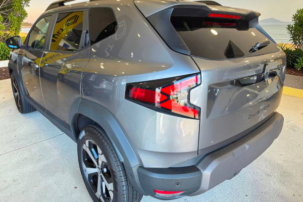 2025 Renault Duster X1311 Techno  SUV Image 3
