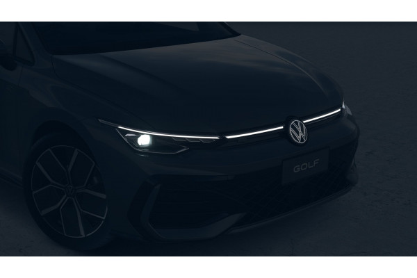 2026 Volkswagen Golf 8.5 110TSI R-Line Hatch Image 7