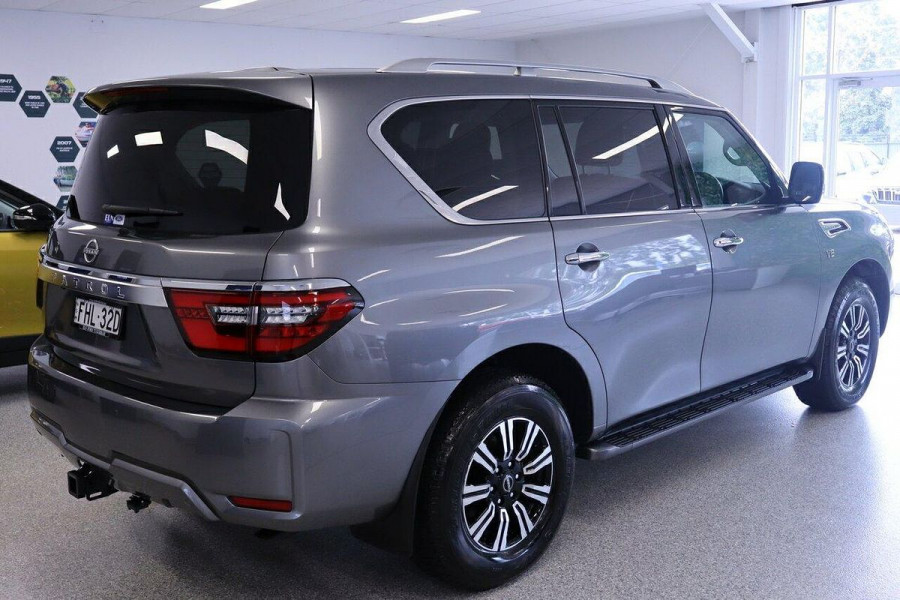 2024 Nissan Patrol Y62 Series 5 Ti-L SUV Image 7