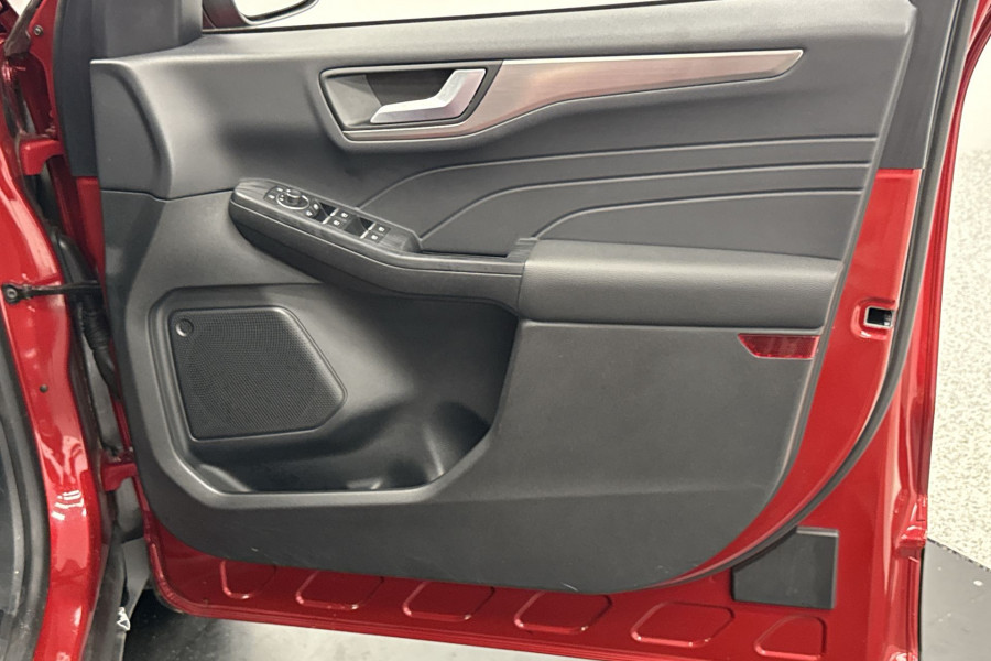 2022 MY23.25 Ford Escape ZH  SUV Image 19