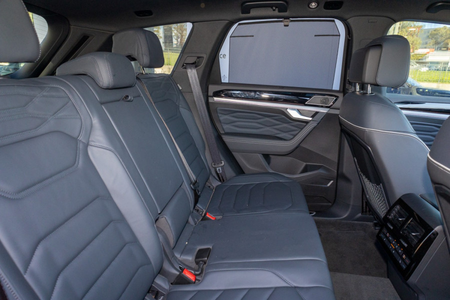 2025 MY26 Volkswagen Touareg RC 210TDI R-Line SUV Image 10