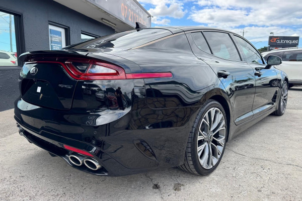 2019 Kia Stinger CK GT-Line Sedan Image 8
