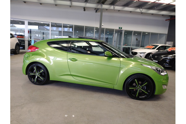 2012 Hyundai Veloster FS + Coupe