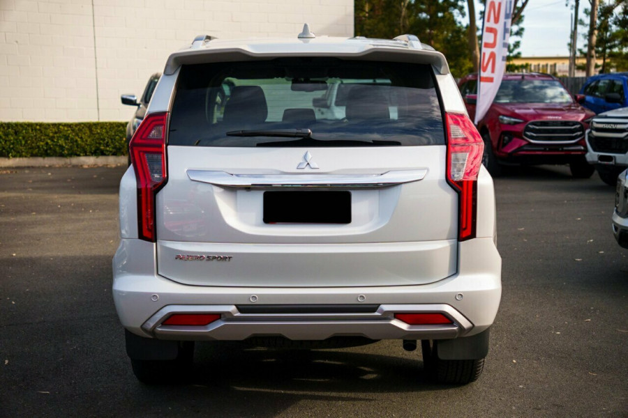 2024 Mitsubishi Pajero Sport QG GLS SUV Image 3