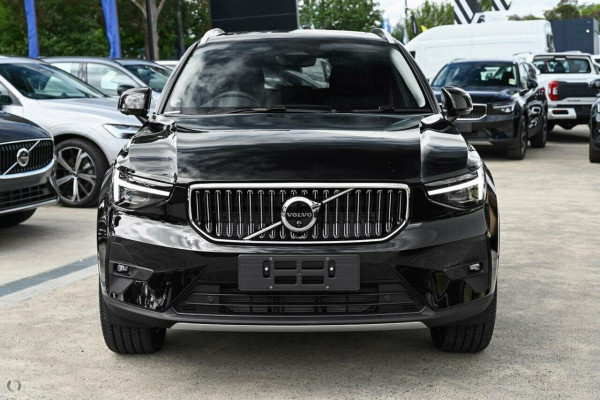 2024 MY25 Volvo XC40 XZ Ultra B4 Bright SUV Image 2