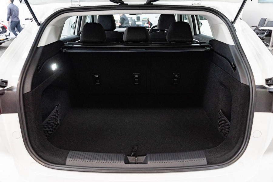2024 MY24.5 MG HS AS33 Vibe SUV Image 10