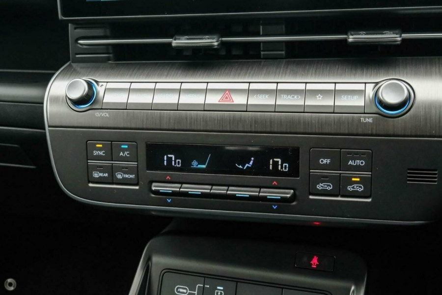 2025 Hyundai KONA SX2.V2 Premium SUV Image 10