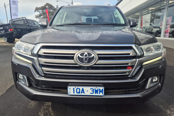2019 Toyota LandCruiser VDJ200R VX SUV Image 5