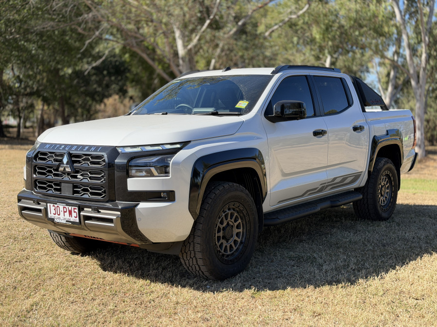 2026 Mitsubishi Triton MV GSR Ute Image 3