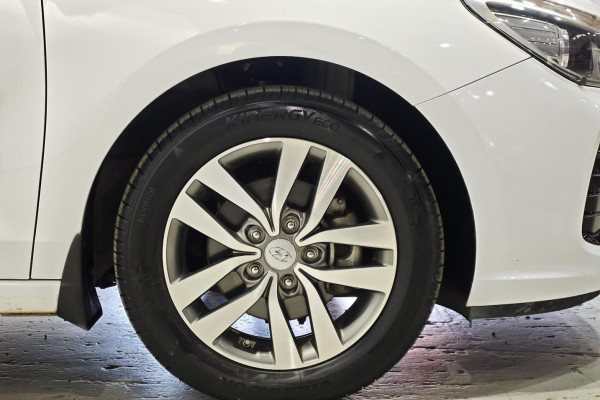2018 Hyundai i30 PD Active Hatch Image 5