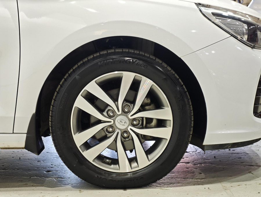2018 Hyundai i30 PD Active Hatch Image 5