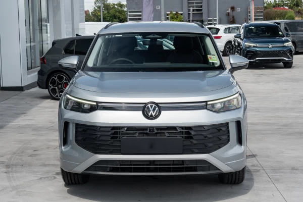 2026 Volkswagen Tayron R4 110TSI Life SUV Image 4