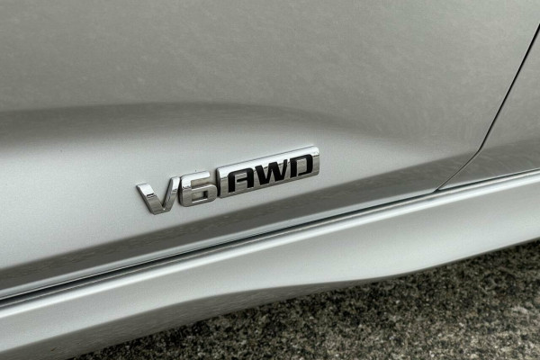 2017 MY18 Holden Commodore ZB MY18 RS-V Liftback AWD Hatch Image 5