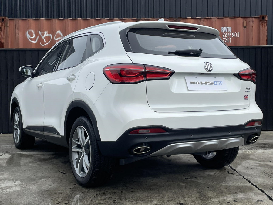 2025 MG HS Plug-in Hybrid Essence SUV Image 4