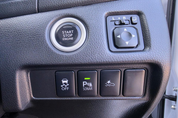 2020 Mitsubishi Pajero Sport QE GLS SUV Image 28