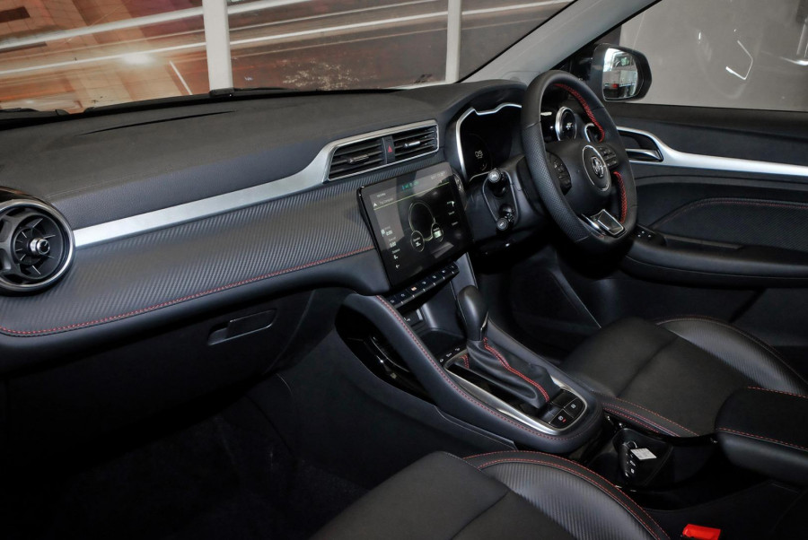 2024 MG ZST  Essence SUV Image 9
