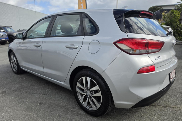 2018 Hyundai i30 PD Active Hatch Image 9