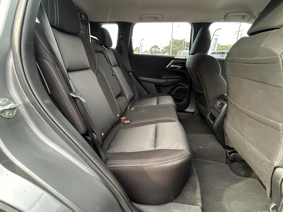2022 Mitsubishi Outlander ZM ES SUV Image 24