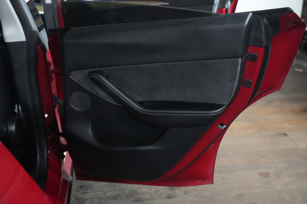 2023 Tesla Model Y  Rear-Wheel Drive SUV Image 19