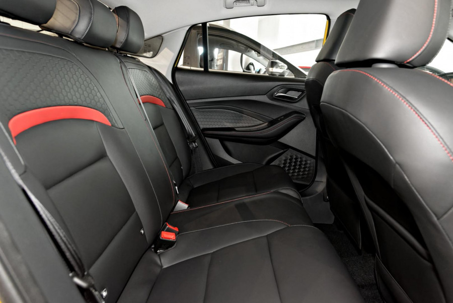 2023 MG MG5  Essence Sedan Image 8