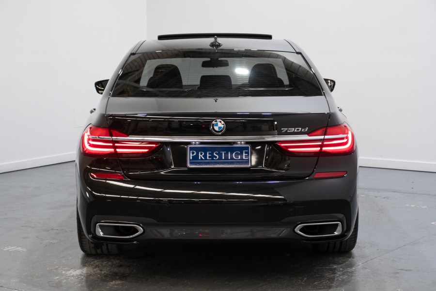 2018 BMW 7 Series 30d Sedan Image 10