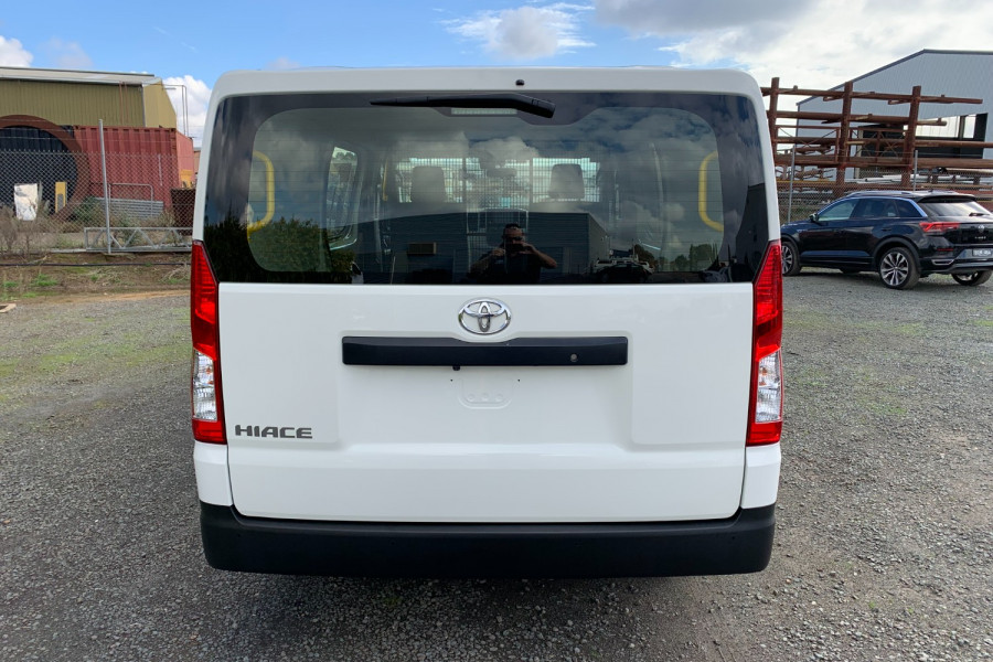 2020 Toyota Hiace GDH300R Van Image 7