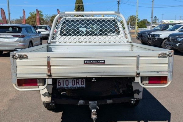 2021 Toyota HiLux GUN125R WorkMate Double Cab Chassis Image 6