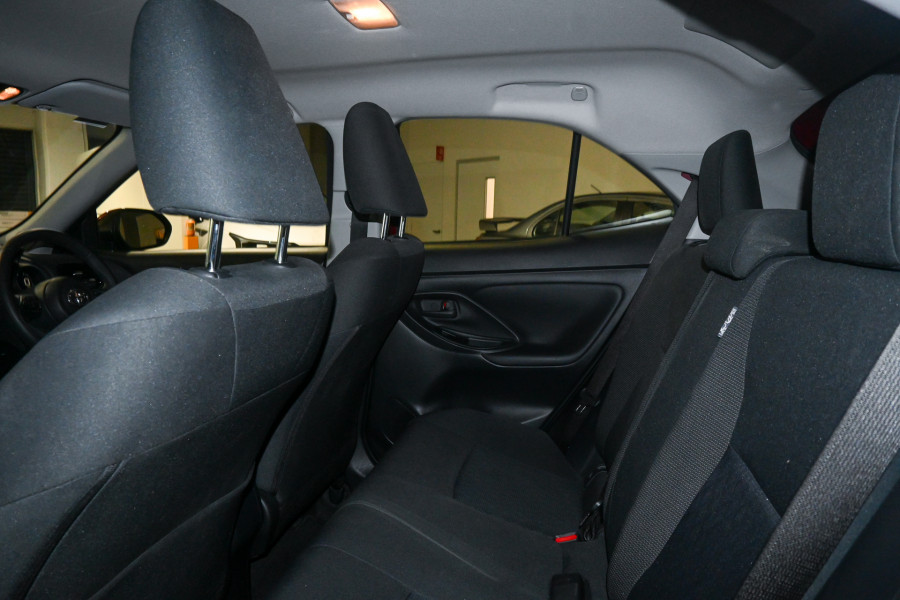 2020 Toyota Yaris Cross MXPJ10R GX SUV Image 9