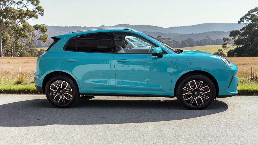 2026 GWM Ora EC15S Lux Wagon Image 8