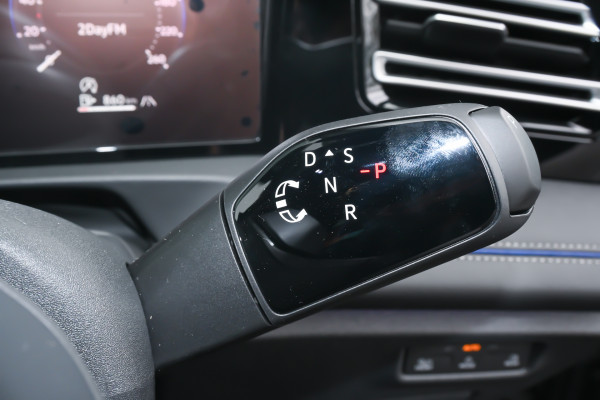 2025 MY26 Volkswagen Tiguan CT 195TSI R-Line SUV image 15