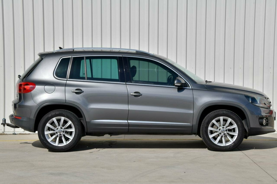 2015 MY16 Volkswagen Tiguan 5N 132TSI SUV Image 7