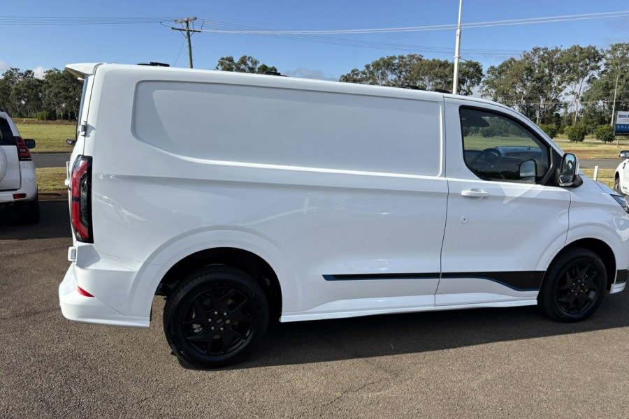 2024 MY24.75 Ford Transit VO 350L Van Image 12