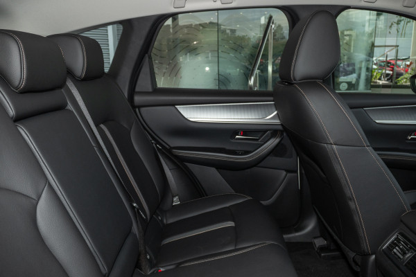2025 Mazda CX-60 KH Series G25 Evolve SUV Image 9