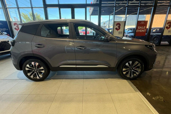 2026 Chery Tiggo 4  Ultimate SUV Image 2