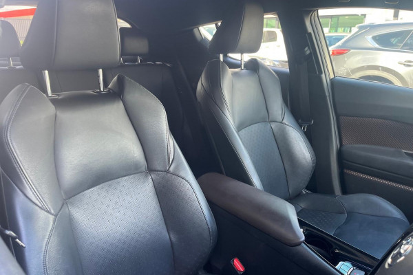 2019 Toyota C-HR NGX10R Koba SUV Image 12