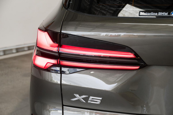 2025 BMW X5 G05 LCI xDrive30d M Sport SUV image 25