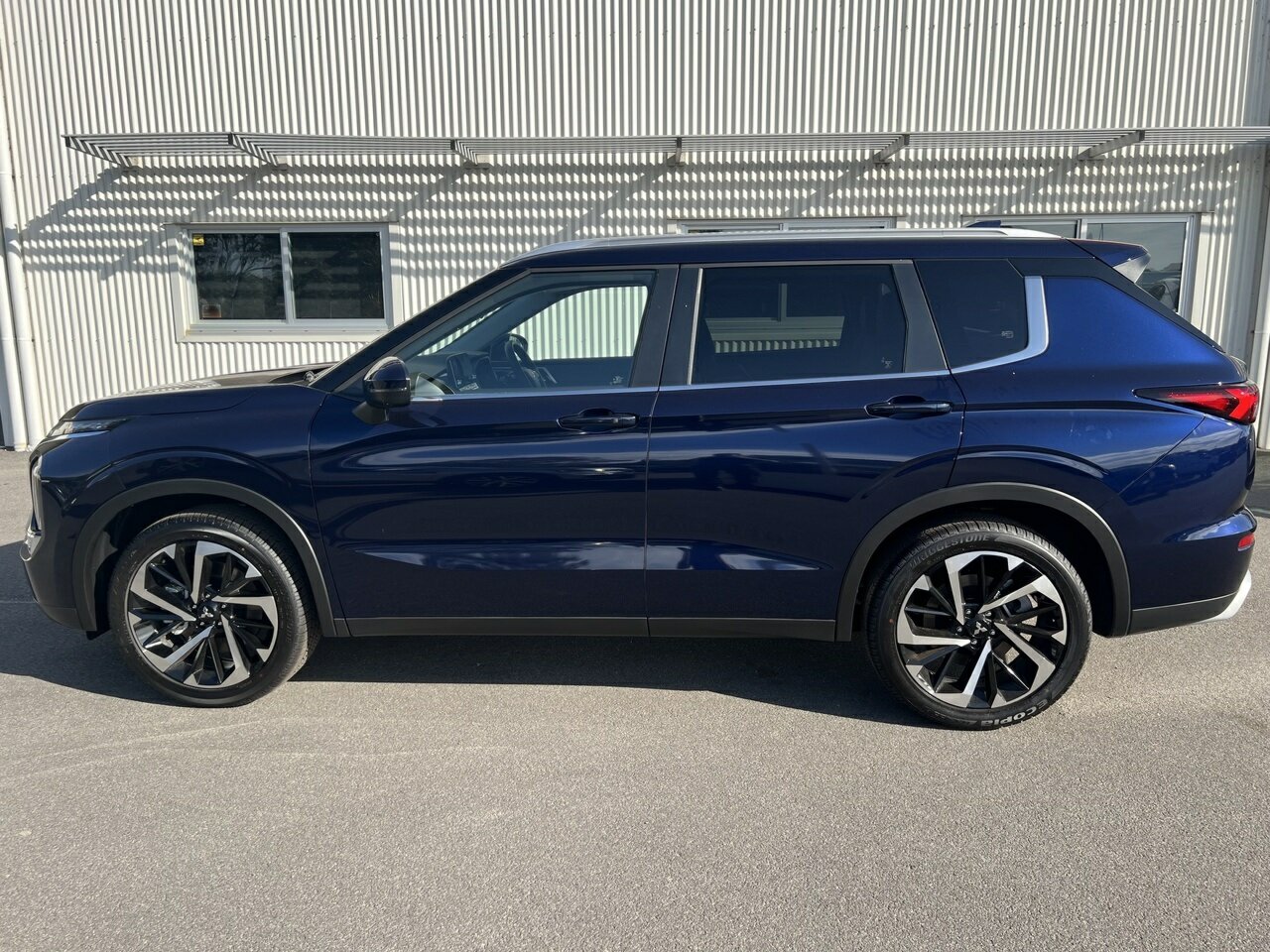 2024 Mitsubishi Outlander ZM Aspire SUV Image 9